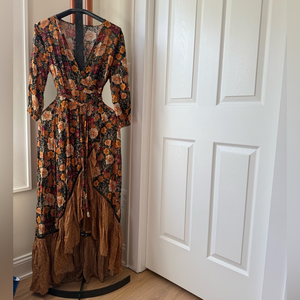 Floral Maxi Dress with Ruffle Hem